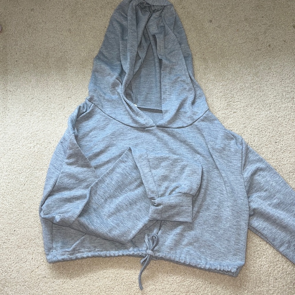 Super cropped light hoodie